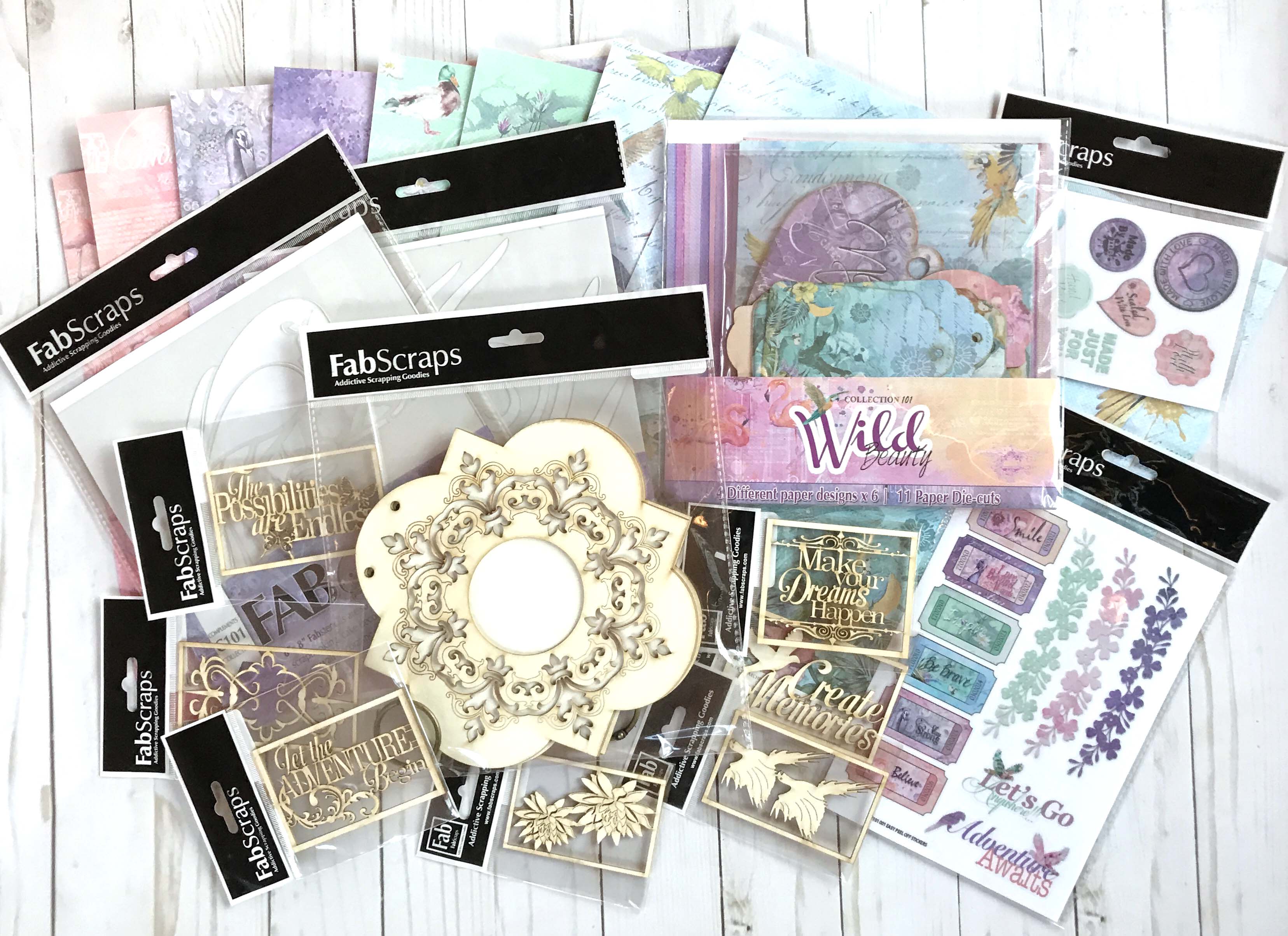 12 Days of Giving | Christmas Giveaway | Creative Scrapbooker Magazine | Featuring FabScraps